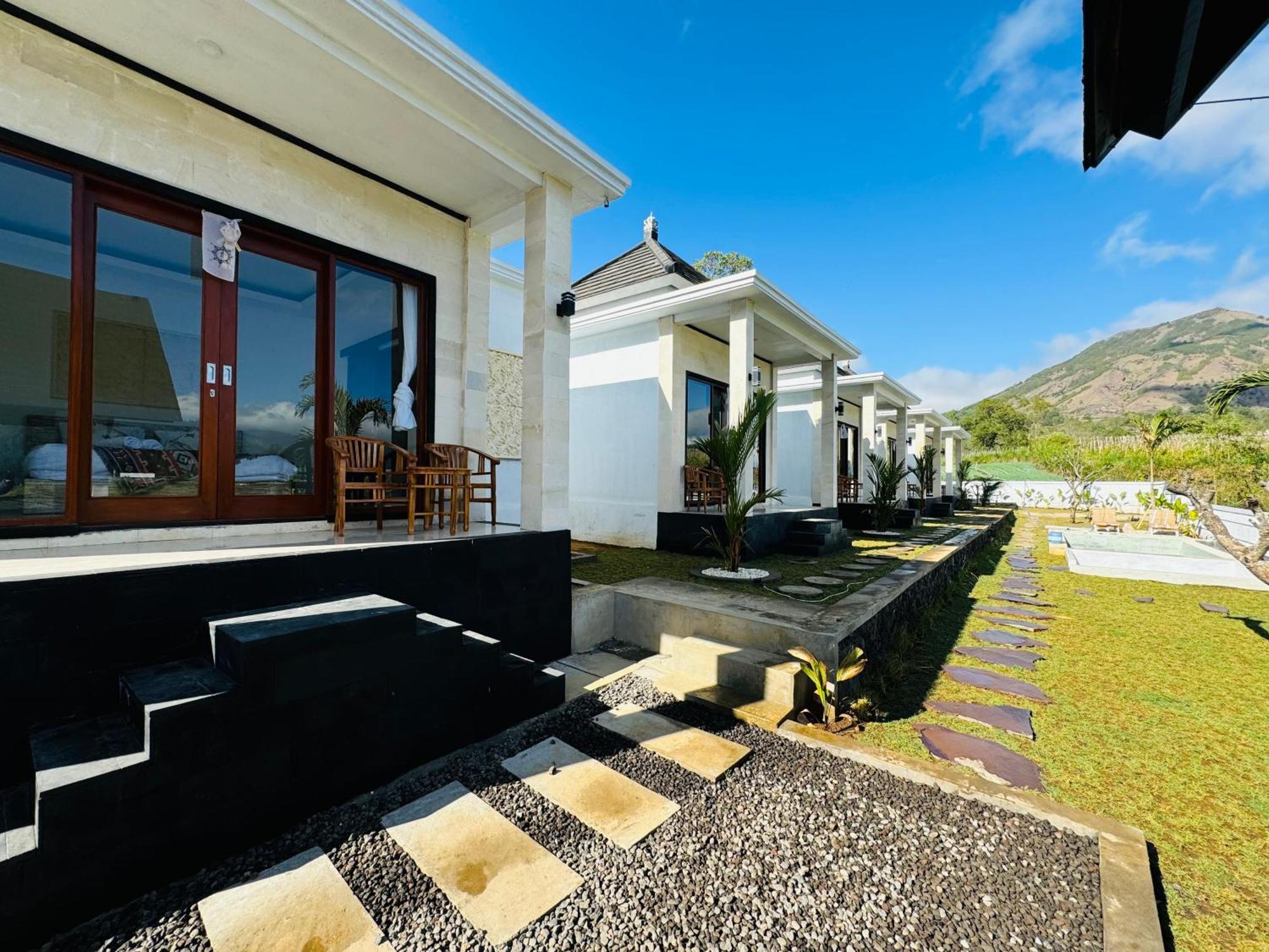 Volcano Cottages Kubupenlokan Buitenkant foto